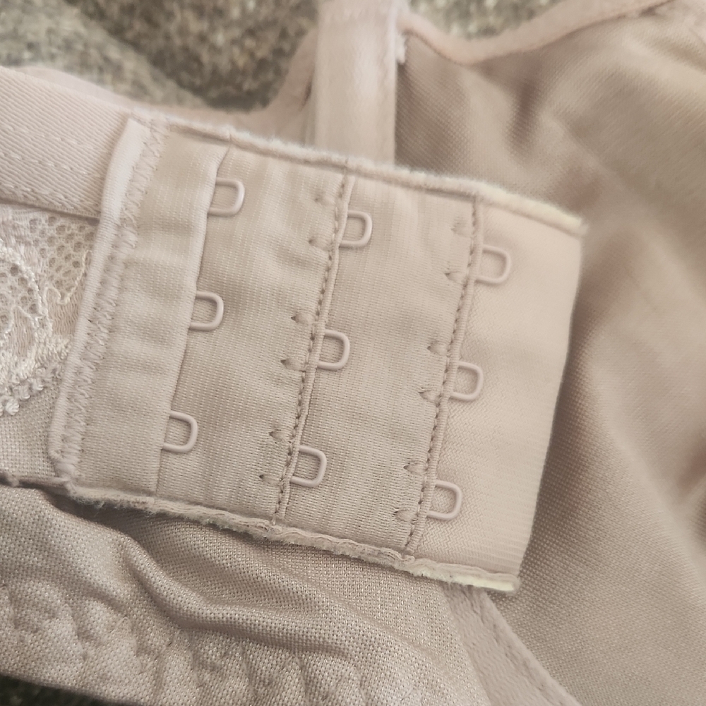 Bali Lace Underwire Bra - Cream - Picture 3 of 5